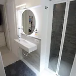 Airport Palace Апартаменты *